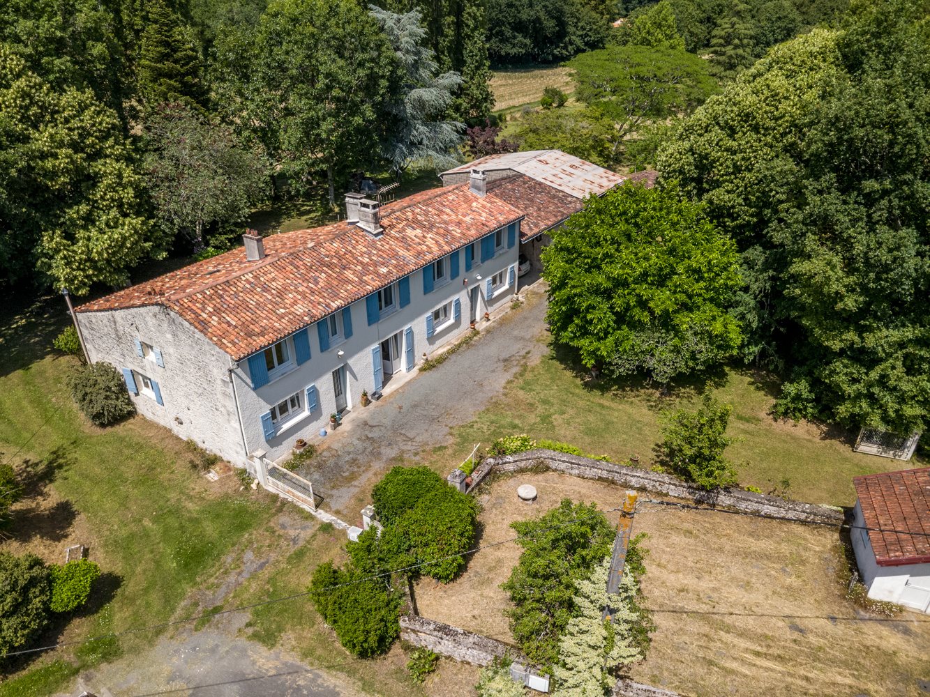 Maison à vendre, 245m², Nieul-lès-Saintes