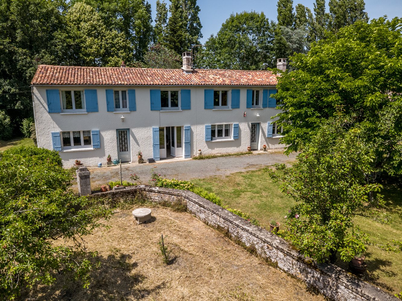 Maison à vendre, 245m², Nieul-lès-Saintes