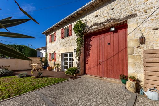 Maison 5 pièces 135 m² · à Écoyeux · 135 m² · 233 200 €