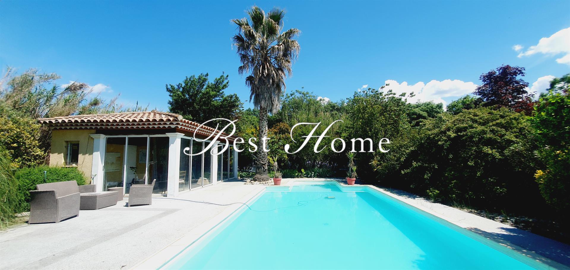 Maison à vendre, 230m², Uzès