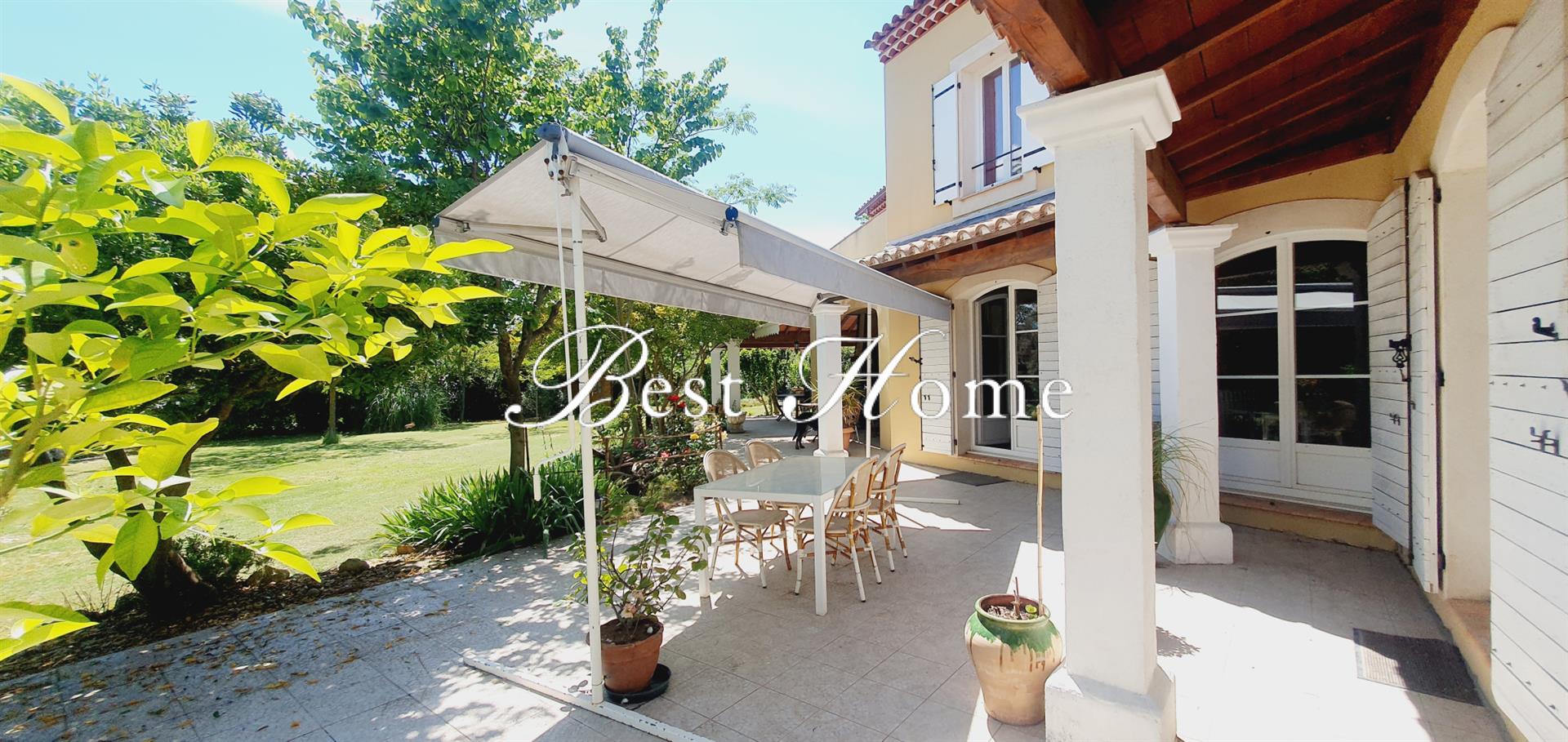 Maison à vendre, 230m², Uzès