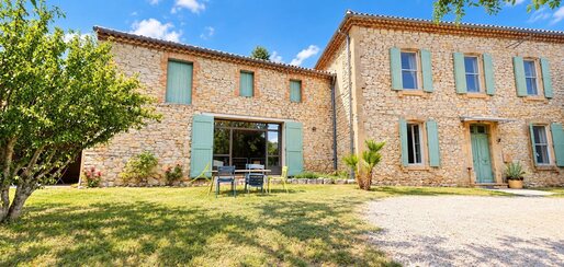 7 pièces 214 m² · à Brignon · 214 m² · 410 000 €