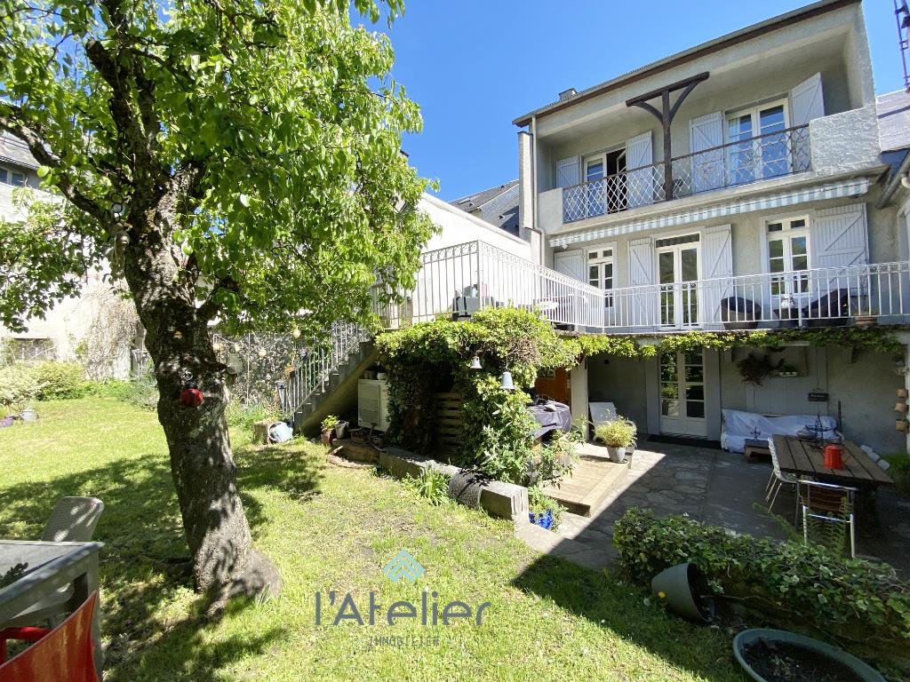 Maison à vendre, 211m², Arreau