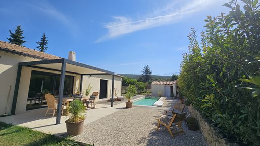 Maison 3 pièces 94 m² · à Villes-sur-Auzon · 94 m² · 395 000 €