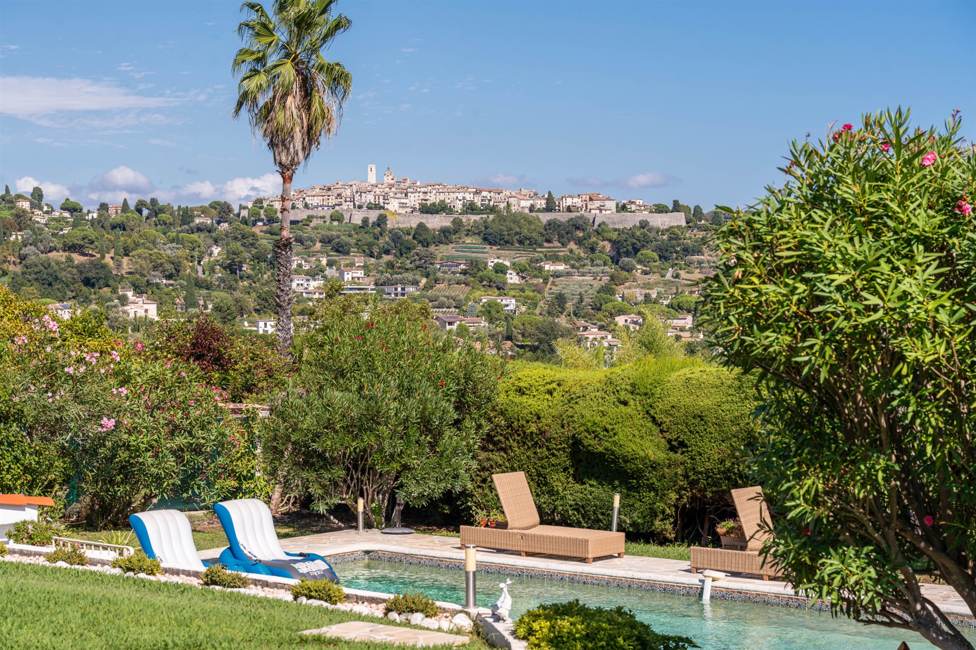 Maison à vendre, 200m², La Colle-sur-Loup