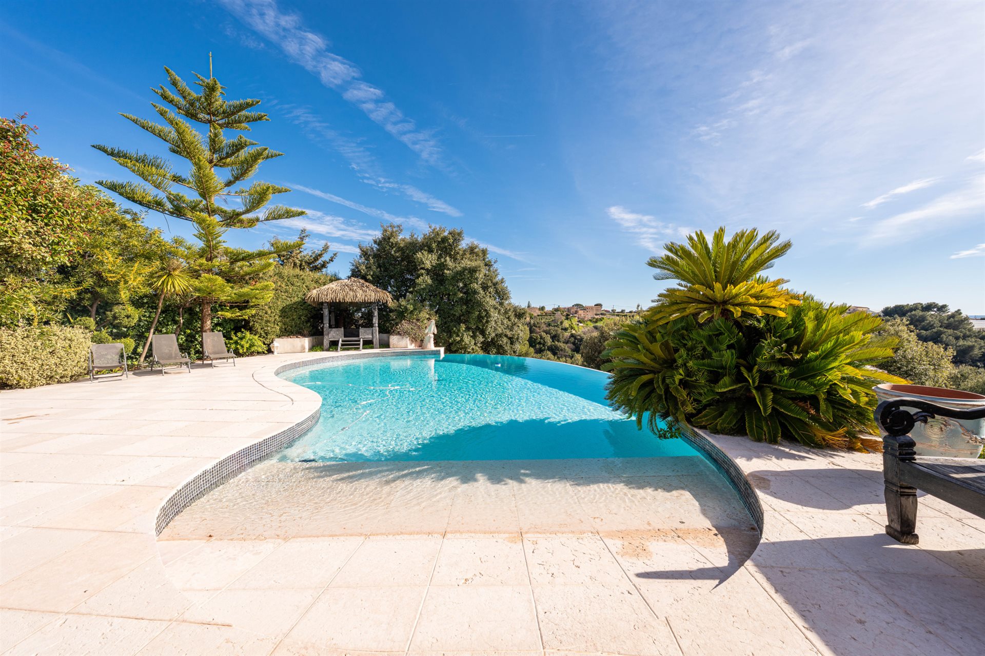 Maison à vendre, 330m², Cagnes-sur-Mer