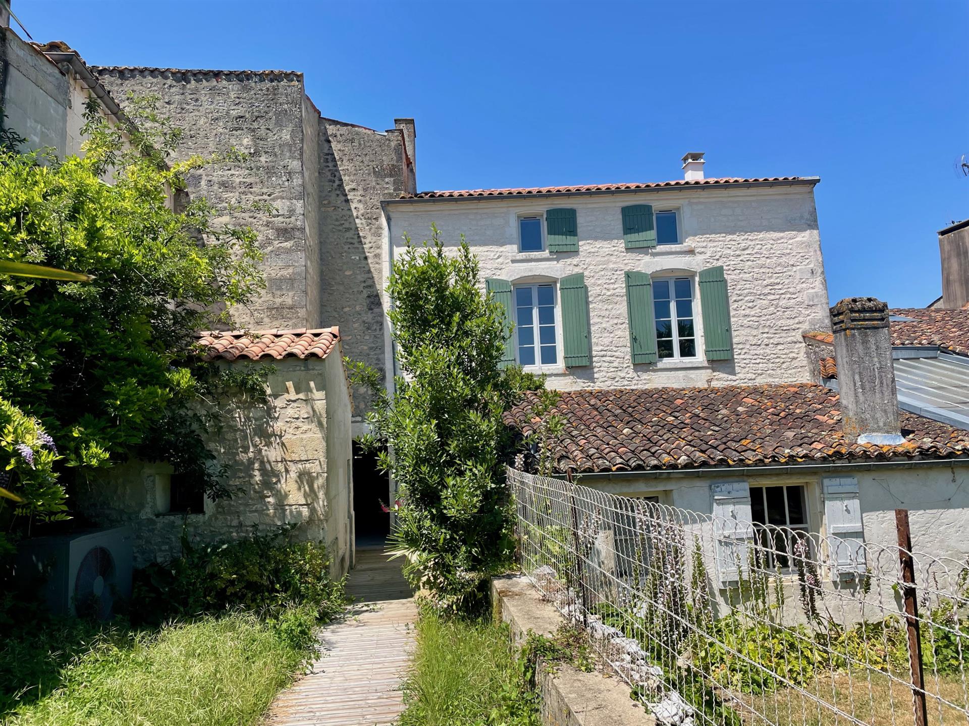 Maison à vendre, 140m², Port-d'Envaux
