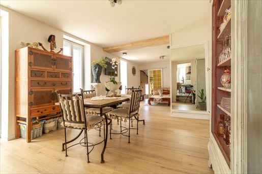 Maison 4 pièces 120 m² · à Saint-Savinien · 120 m² · 227 000 €