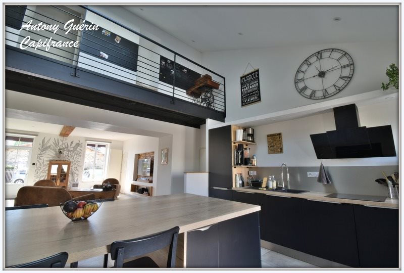 Maison à vendre, 252m², Mesnard-la-Barotière