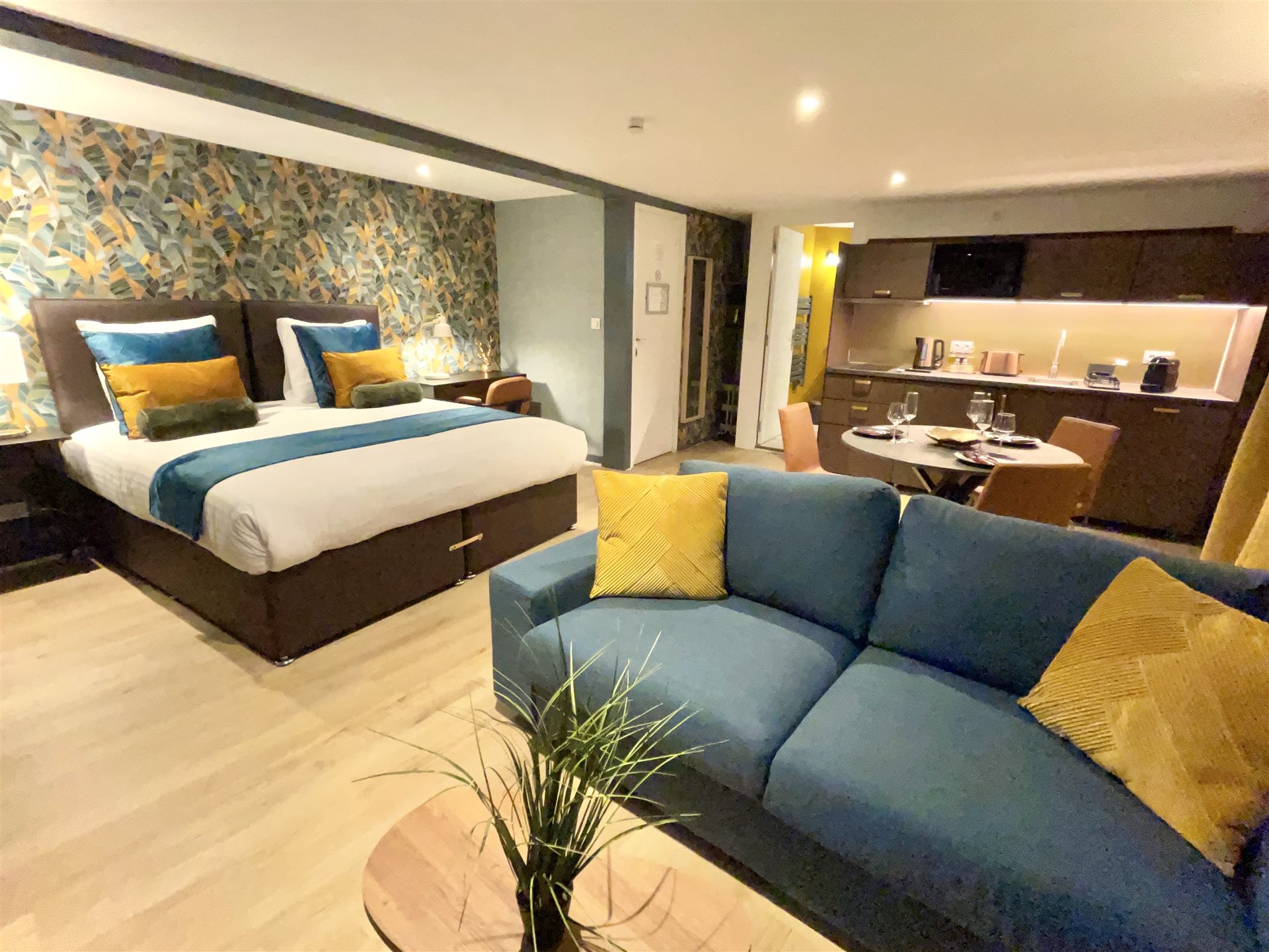 Appartement 11 pièces 660 m² · à Auzelles · 660 m² · 553 000 €