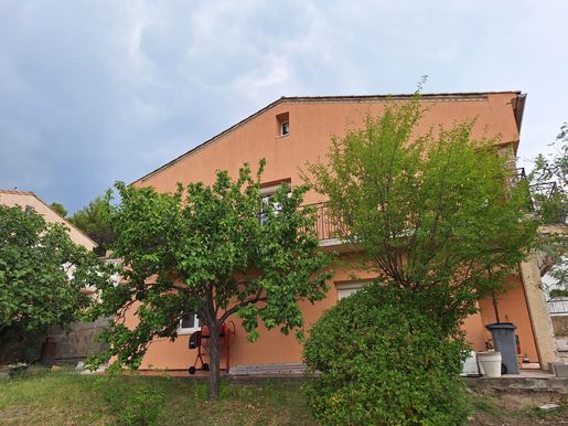 Maison 5 pièces 121 m² · à Quillan · 121 m² · 210 000 €