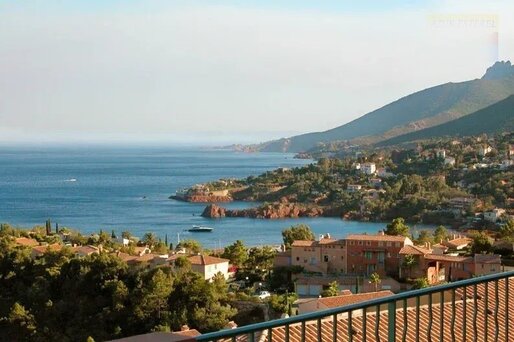Maison 3 pièces 60 m² · à Théoule-sur-Mer · 60 m² · 490 000 €