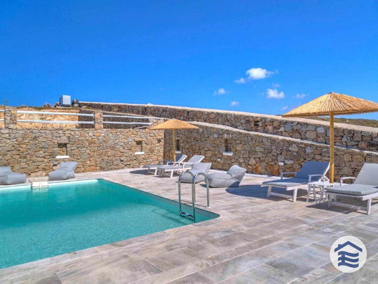 Hotel with villas in Mykonos