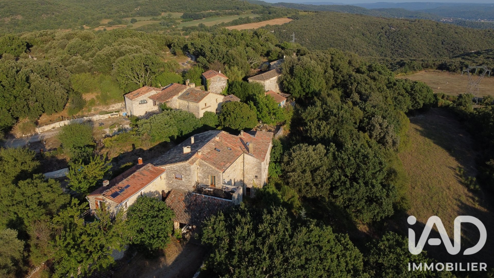 Maison à vendre, 546m², Issirac