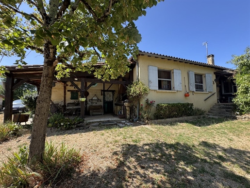 Maison 4 pièces 124 m² · à Saint-Cyprien · 124 m² · 239 000 €
