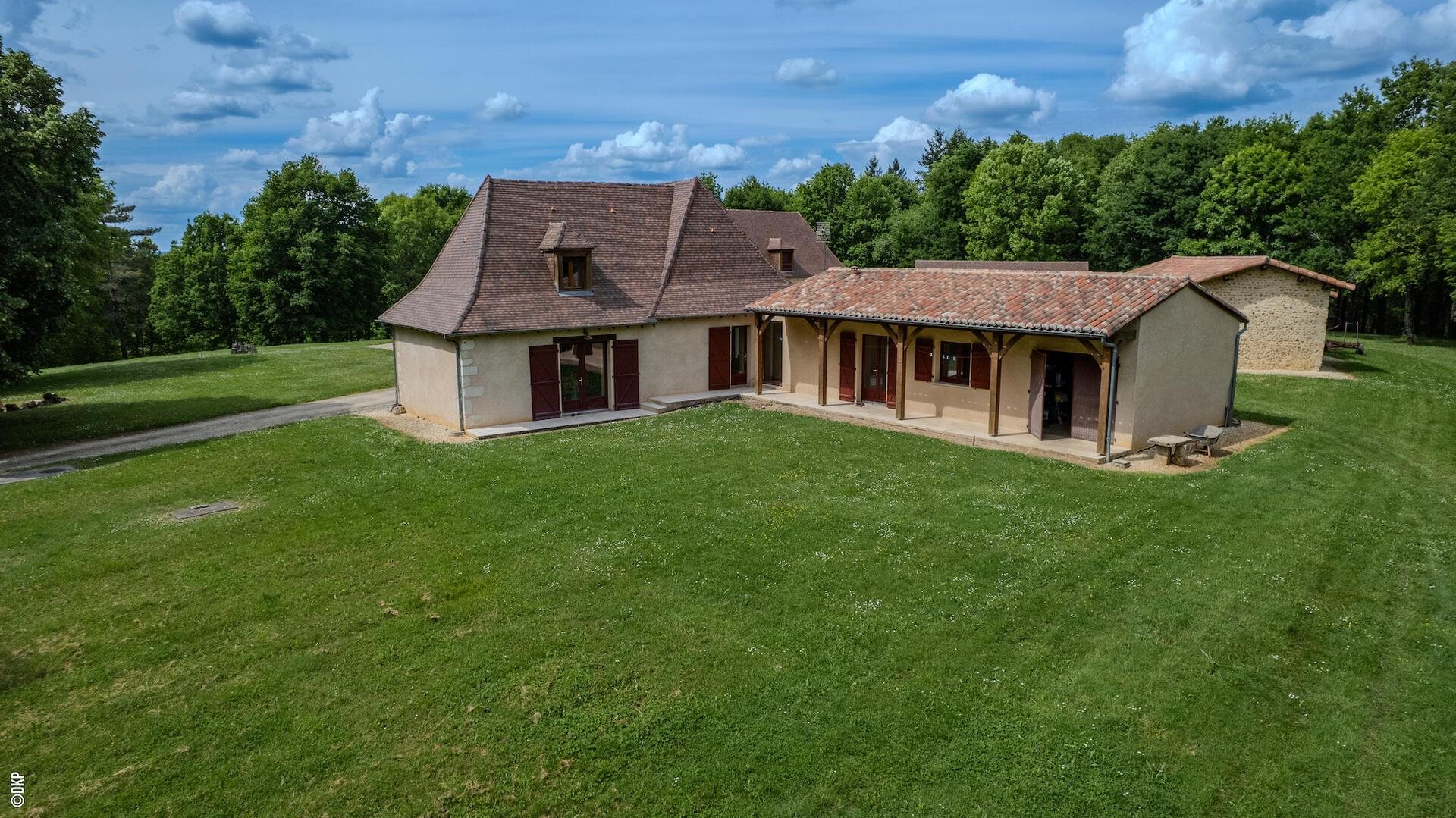 Maison à vendre, 160m², Saint-Pierre-de-Chignac