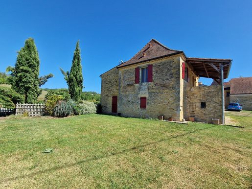 Maison 5 pièces 122 m² · à Saint-Cyprien · 122 m² · 371 000 €