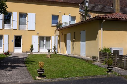 Maison 4 pièces 96 m² · à Saint-Cyprien · 96 m² · 224 700 €