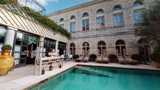 Maison 19 pièces 1250 m² · à Agen · 1 250 m² · 1 872 000 €