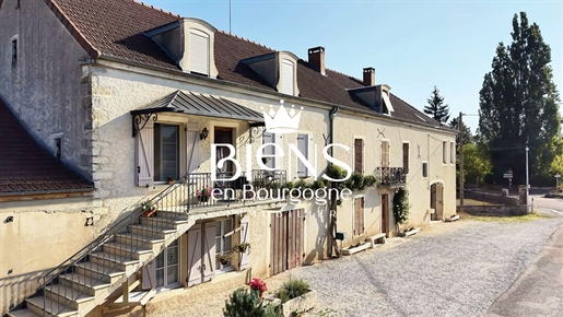 20 pièces 488 m² · à La Rochepot · 488 m² · 395 000 €