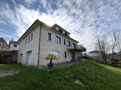 Maison 6 pièces 138 m² · à Gramat · 138 m² · 328 600 €